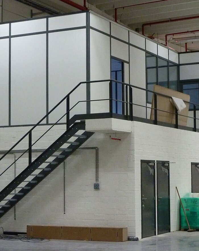 cabine-hoyez-scheidingswand-ivc-op-bestaand-tussenvloer.jpg