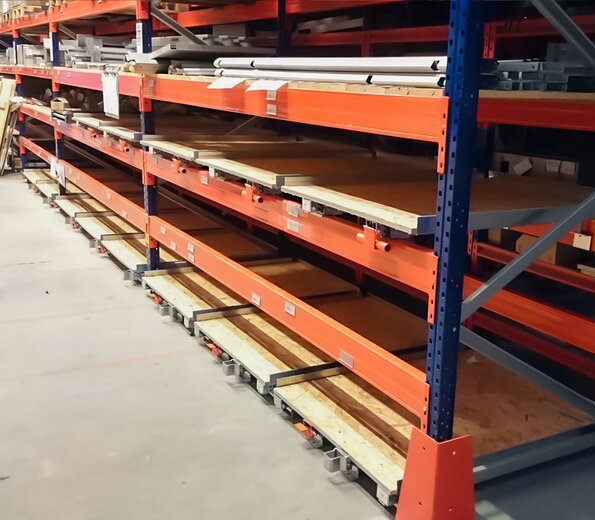 palletstelling-MVA-uitschuif-legborden-dicht.jpg