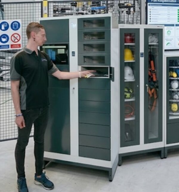 Elektronische-vakkenkast.jpg