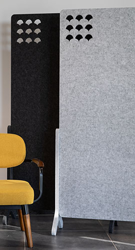 kino: twee verschillende schermen