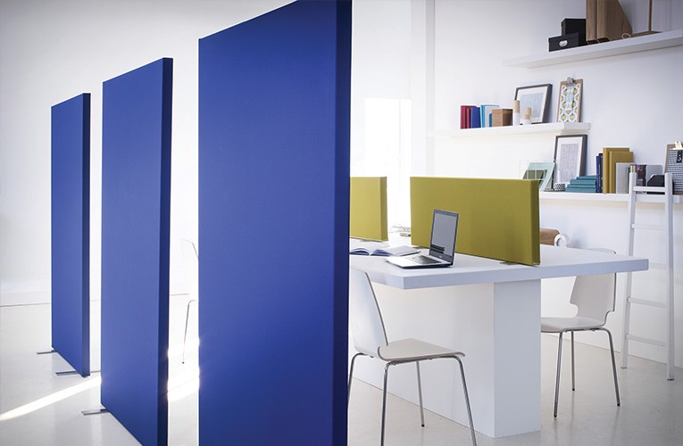 voorbeeld van akoestieke elementen in een gebouw